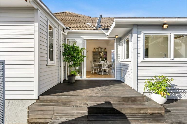 Photo of property in 1/16 Tennyson Avenue, Takapuna, Auckland, 0622