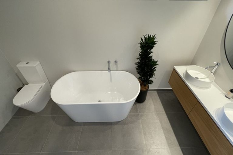 Photo of property in 83 Ladies Mile, Manly, Whangaparaoa, 0930