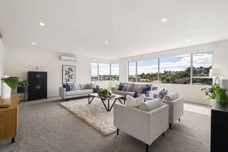 Photo of property in 95 Bayside Drive, Browns Bay, Auckland, 0630