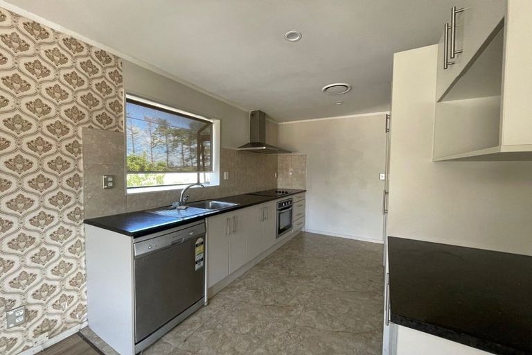 Photo of property in 17 Crail Court, Totara Heights, Auckland, 2105