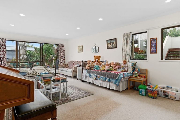 Photo of property in 19 Mcdonnell Street, Omokoroa, 3114