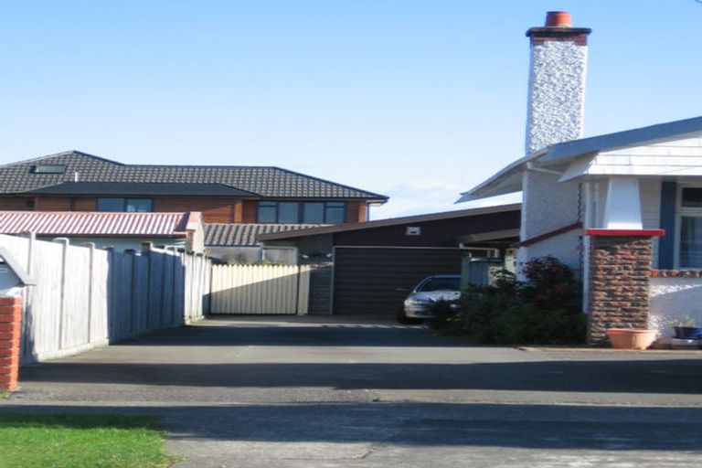 Photo of property in 2/1 Stellin Street, Boulcott, Lower Hutt, 5011