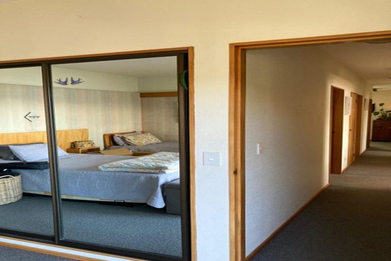 Photo of property in 8/9 Wilkinson Street, Oriental Bay, Wellington, 6011