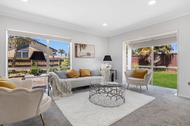 Photo of property in 20 Horlicks Place, Randwick Park, Auckland, 2105