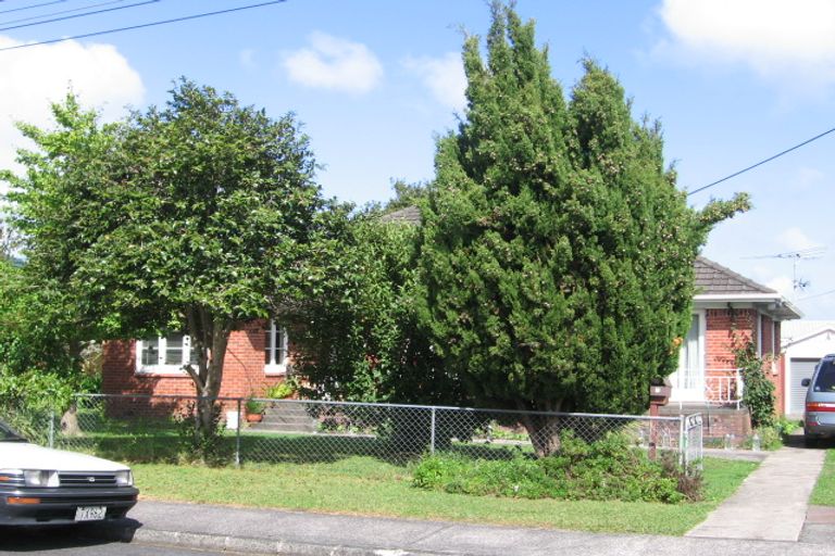 Photo of property in 1 Abel Tasman Avenue, Henderson, Auckland, 0610