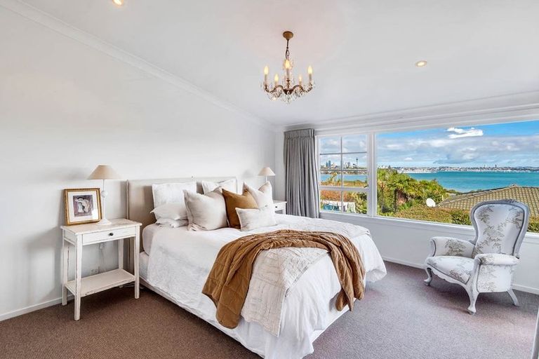 Photo of property in 2/14 Pine Ridge Terrace, Hauraki, Auckland, 0622