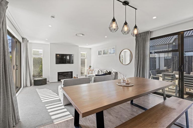 Photo of property in 15 Luxembourg Crescent, Halswell, Christchurch, 8025