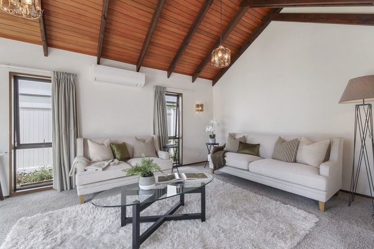 Photo of property in 2/104 Trafalgar Street, St Albans, Christchurch, 8014