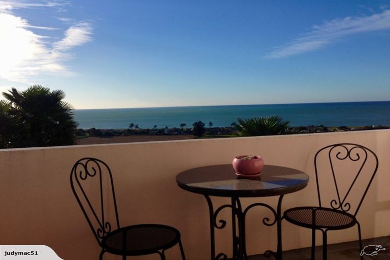 Photo of property in 757 Main Road North, Bay View, Napier, 4182