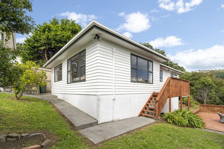 Photo of property in 36 Northumberland Street, Cannons Creek, Porirua, 5024