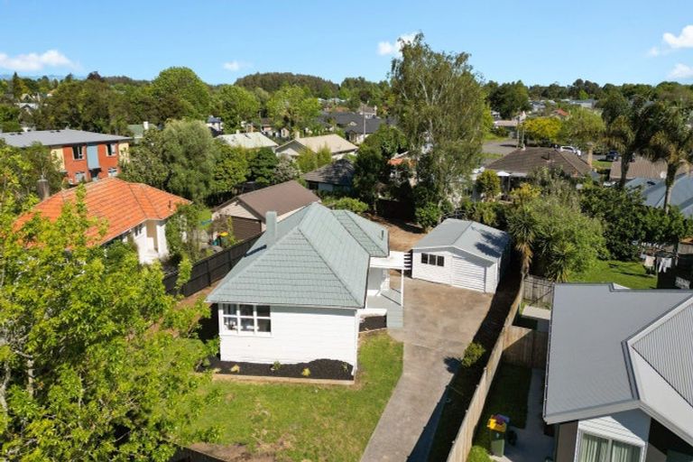 Photo of property in 10 Holland Road, Fairfield, Hamilton, 3214