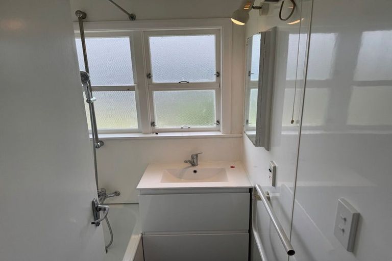 Photo of property in 3/59 Napier Road, Havelock North, 4130