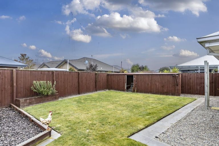 Photo of property in 19 Sovereign Boulevard, Kaiapoi, 7630