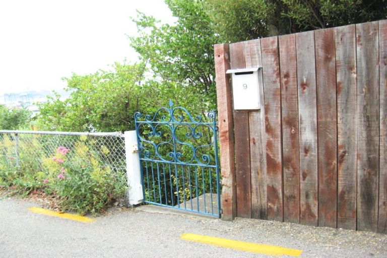 Photo of property in 9 Cunningham Terrace, Lyttelton, 8082