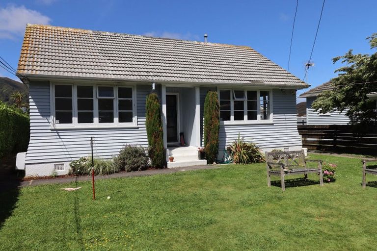 Photo of property in 66 Rata Street, Naenae, Lower Hutt, 5011