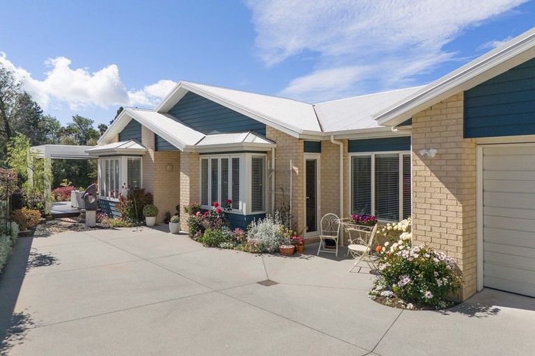 Photo of property in 51 Uretara Drive, Katikati, 3129