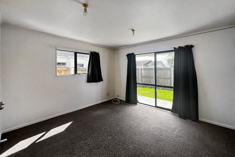 Photo of property in 3 Moore Street, West End, Palmerston North, 4412
