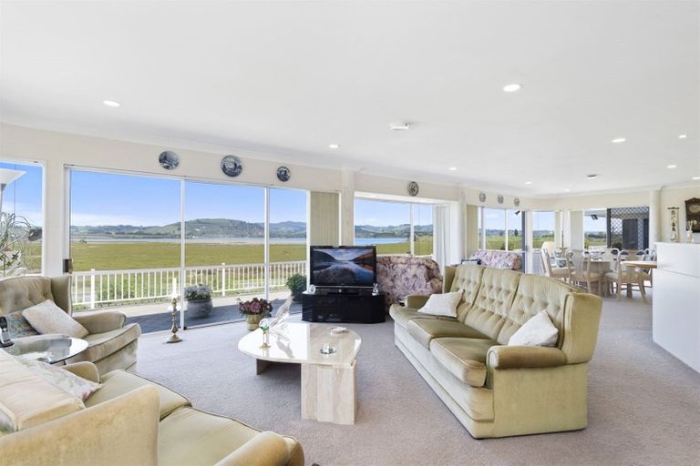 Photo of property in 7 Phoenix Heights, Mount Maunganui, 3116