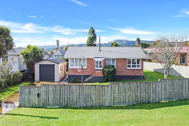 Photo of property in 6 Elliott Crescent, Owhata, Rotorua, 3010
