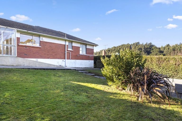 Photo of property in 25 Brockville Road, Glenross, Dunedin, 9011