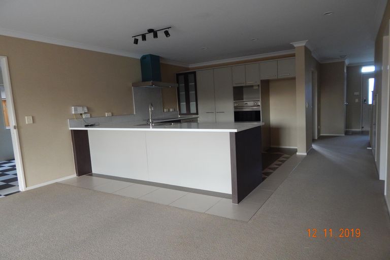 Photo of property in 33 Janway Avenue, Flat Bush, Auckland, 2016