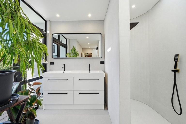 Photo of property in 15 Starwood Lane, Clifton, Christchurch, 8081