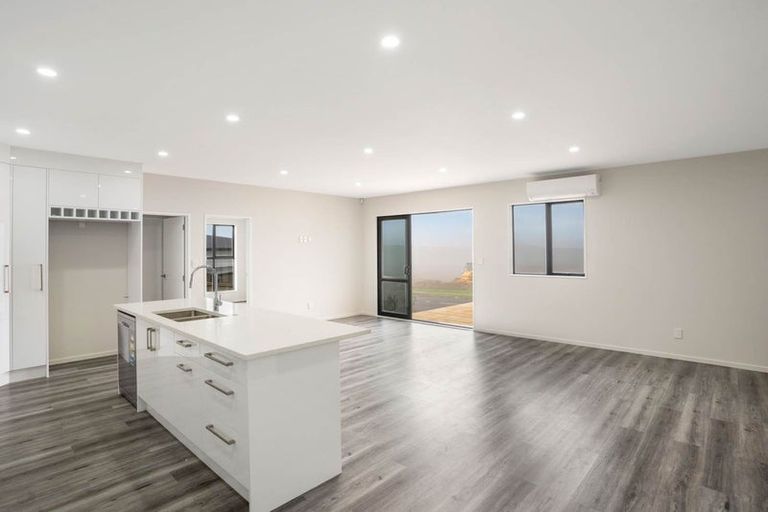 Photo of property in 2 Flannery Road, Pokeno, 2402