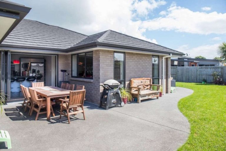 Photo of property in 1 Sando Way, One Tree Point, 0118