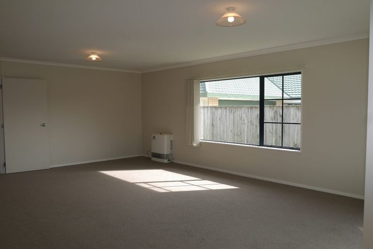 Photo of property in 108 Weggery Drive, Waikanae Beach, Waikanae, 5036