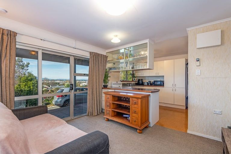 Photo of property in 16 Dalzien Place, Feilding, 4702