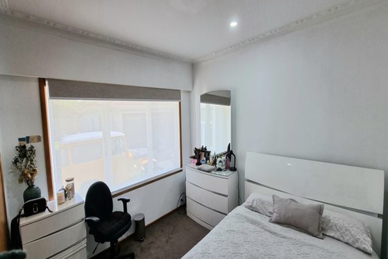 Photo of property in 502 Don Buck Road, Massey, Auckland, 0614