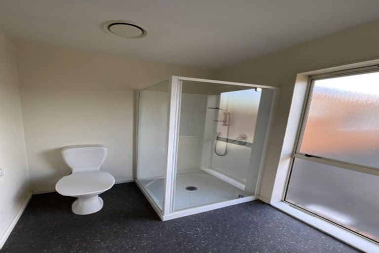 Photo of property in 6 Blue Gum Place, New Brighton, Christchurch, 8083