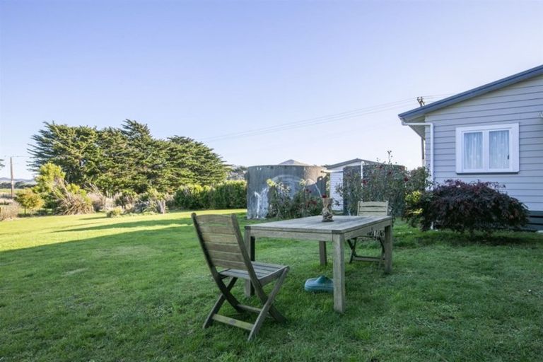 Photo of property in 576 Nireaha Road, Eketahuna, 4994