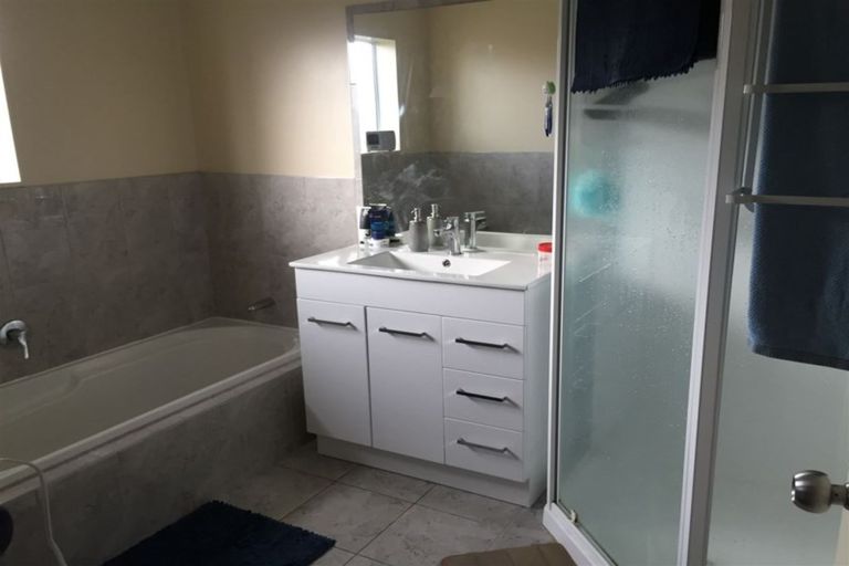 Photo of property in 22 Merlot Drive, Pyes Pa, Tauranga, 3112