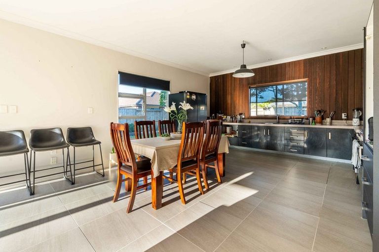 Photo of property in 9 Amery Place, Papamoa Beach, Papamoa, 3118