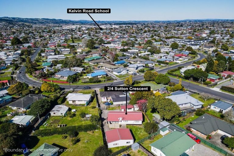Photo of property in 2/4 Sutton Crescent, Papakura, 2110