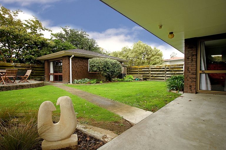 Photo of property in 24 Havill Street, Takaro, Palmerston North, 4410