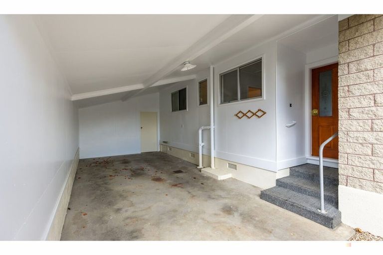 Photo of property in 11 Coronation Street, Waimate, 7924