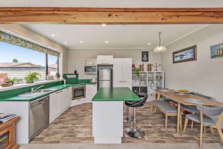 Photo of property in 17 Cryer Street, Southbridge, 7602