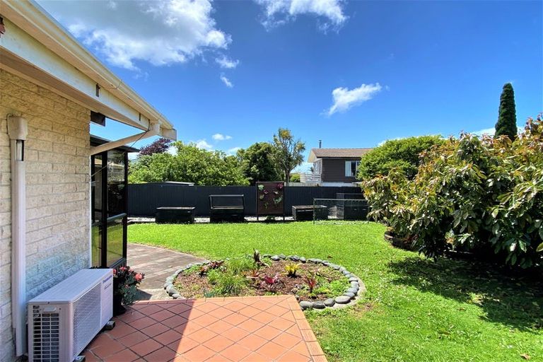 Photo of property in 29 Waimai Avenue, Weymouth, Auckland, 2103