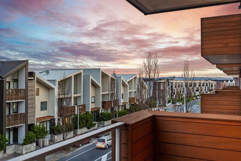 Photo of property in 203/160a Hobsonville Point Road, Hobsonville, Auckland, 0616