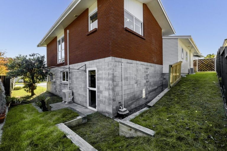 Photo of property in 2 Shelley Street, Otumoetai, Tauranga, 3110