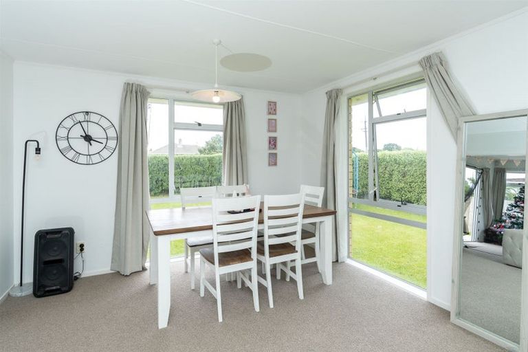 Photo of property in 2 Amethyst Place, Chartwell, Hamilton, 3210