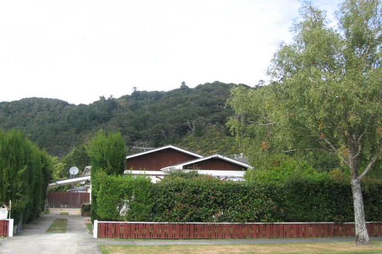 Photo of property in 53 Wilford Street, Wallaceville, Upper Hutt, 5018