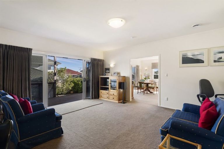 Photo of property in 2/39 Jutland Road, Hauraki, Auckland, 0622