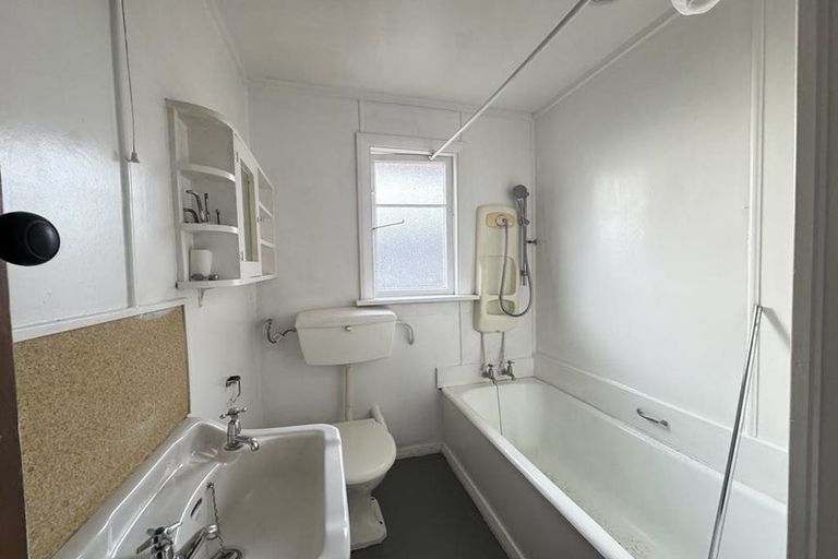 Photo of property in 14 Richardson Street, Saint Kilda, Dunedin, 9012