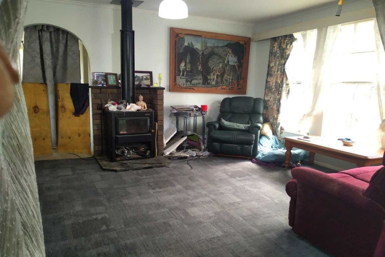 Photo of property in 53 Raumati Road, Raumati Beach, Paraparaumu, 5032