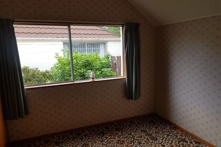 Photo of property in 56 Mackenzie Street, Winton, 9720