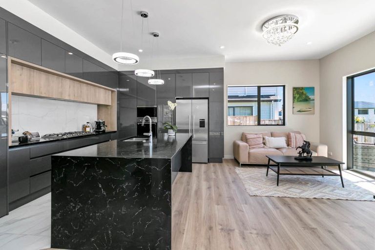 Photo of property in 29 Cirrus Way, Ranui, Auckland, 0612