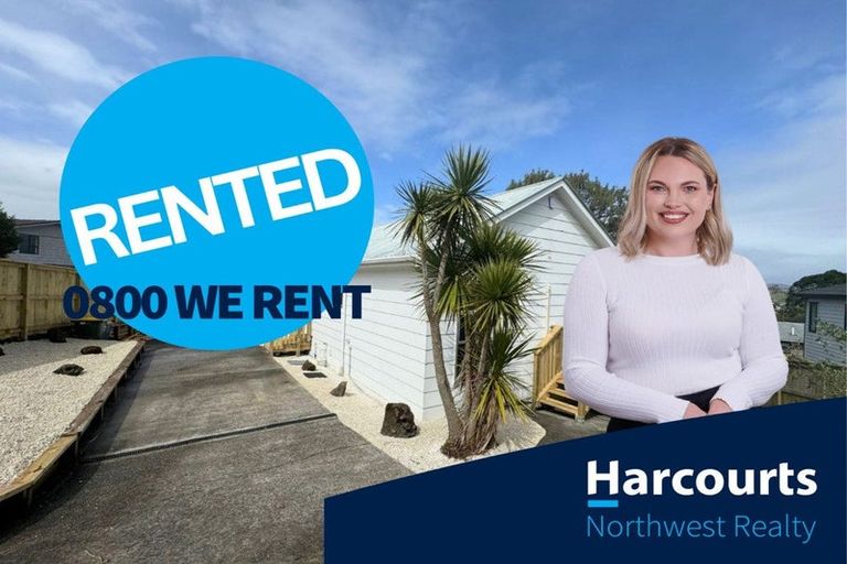 Photo of property in 9 Woodhouse Place, West Harbour, Auckland, 0618